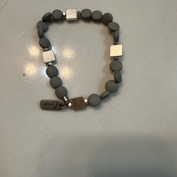 Erimish stacked bracelet - Picture 3 of 3